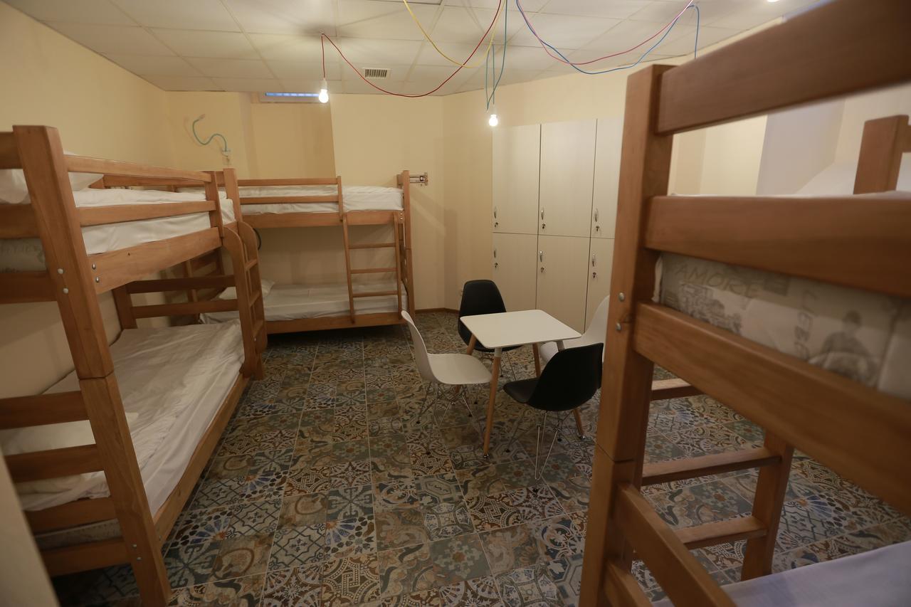 Midtown Hotel & Hostel Tbilissi Extérieur photo
