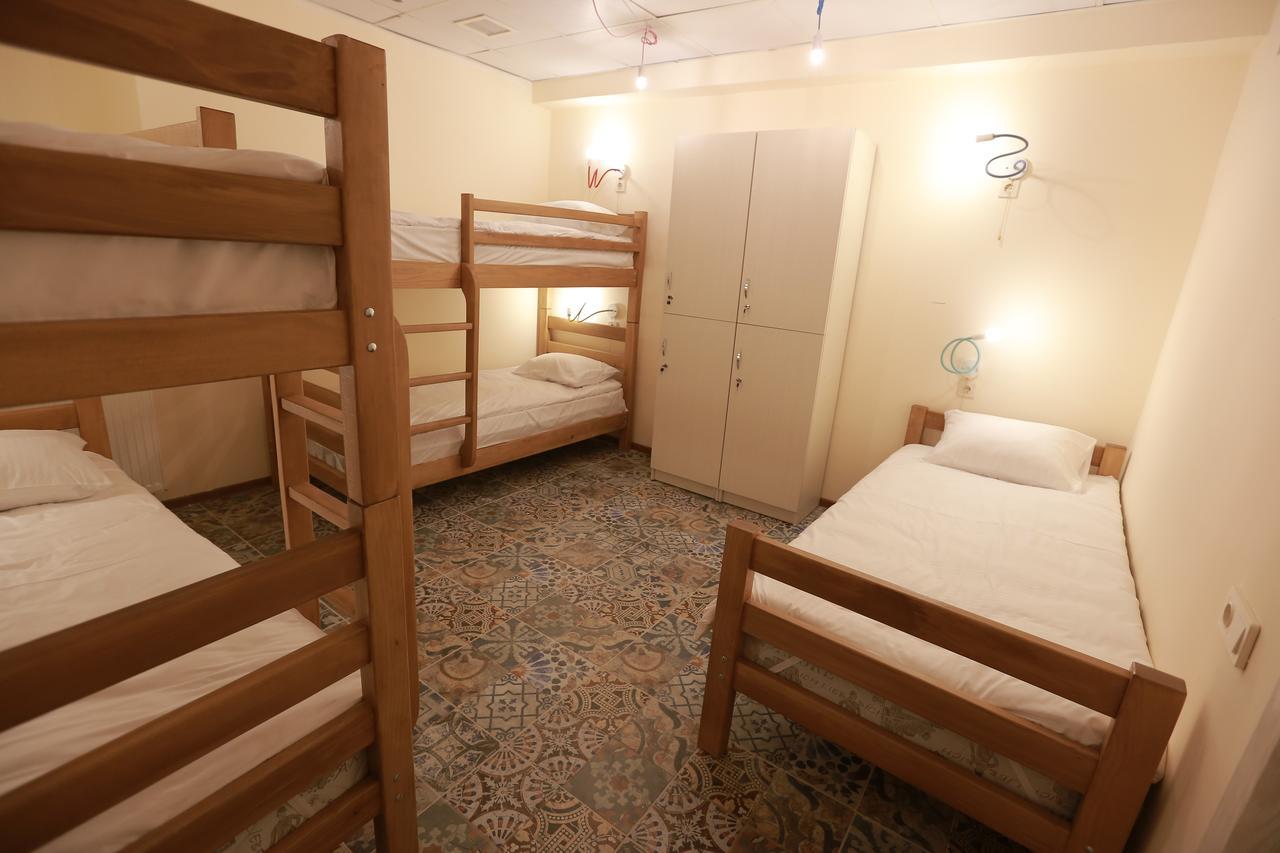 Midtown Hotel & Hostel Tbilissi Extérieur photo