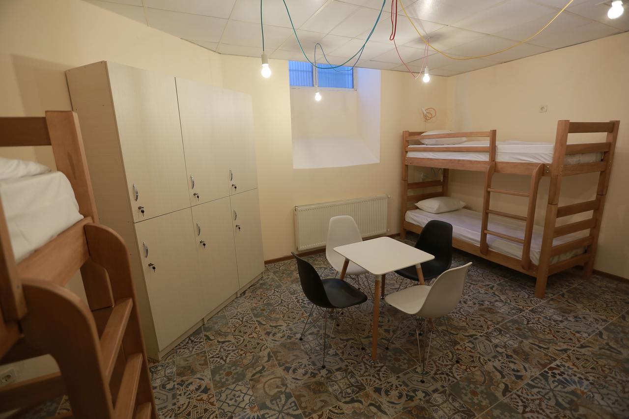 Midtown Hotel & Hostel Tbilissi Extérieur photo