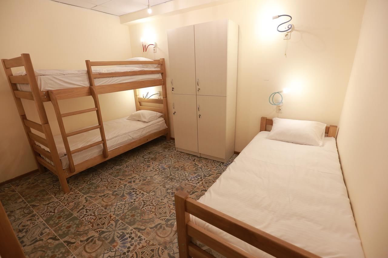 Midtown Hotel & Hostel Tbilissi Extérieur photo