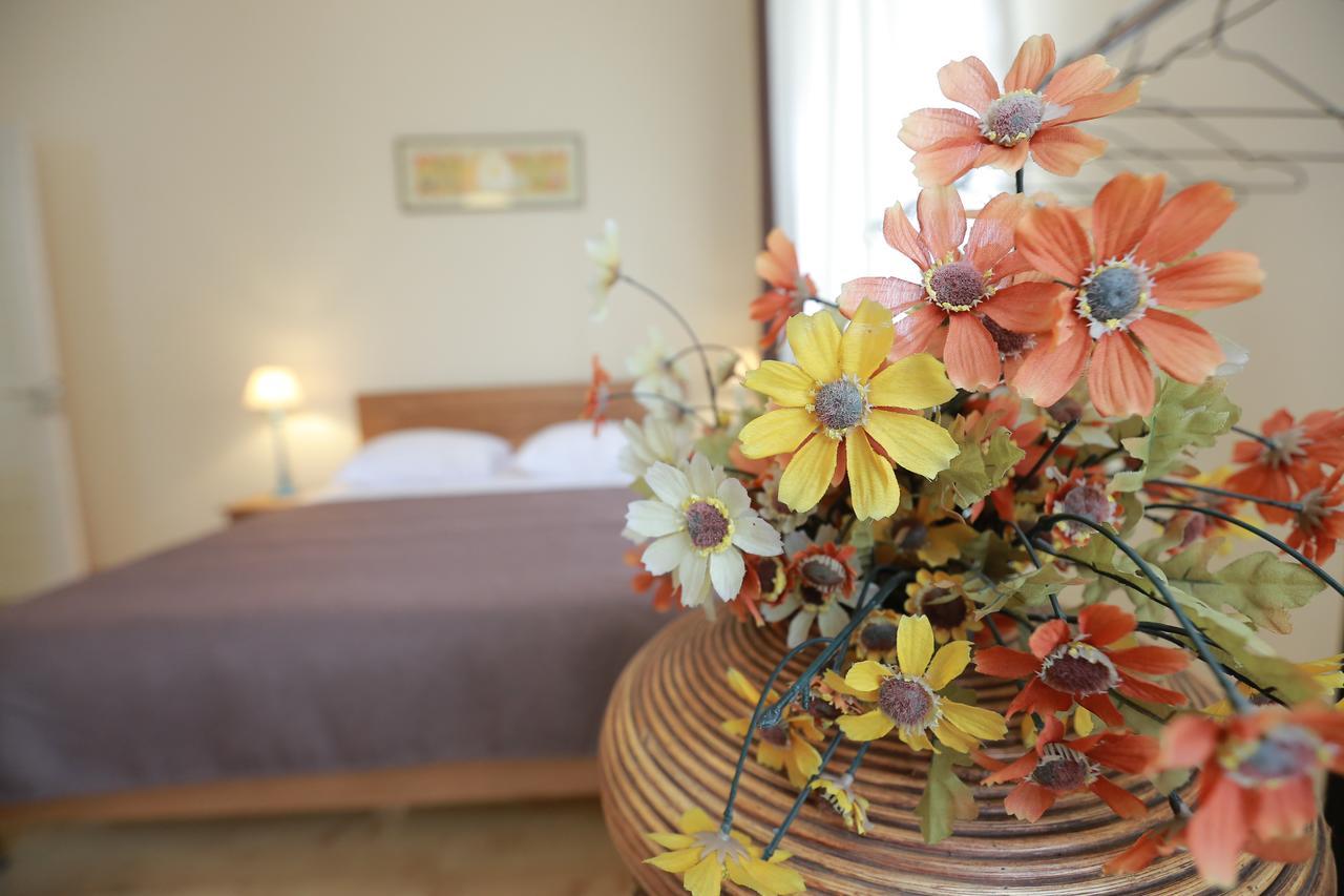 Midtown Hotel & Hostel Tbilissi Extérieur photo